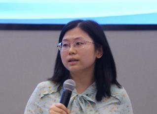 吴静